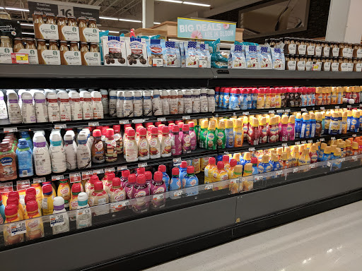 Grocery Store «Giant Food Stores», reviews and photos, 830 N U.S. 15, Dillsburg, PA 17019, USA