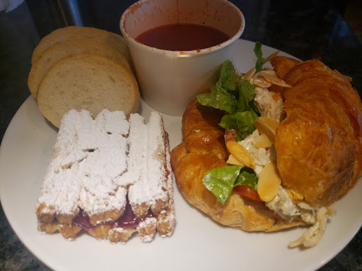 Restaurant «La Baguette French Bread and Pastry Shop», reviews and photos, 3088 Poplar Ave, Memphis, TN 38111, USA