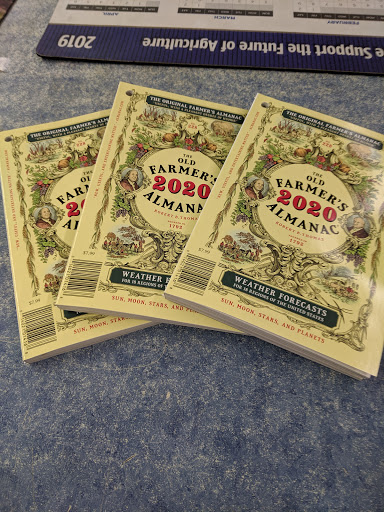 Pet Supply Store «Halbert Veterinary & Pet Supply», reviews and photos, 2675 M.L.K. Jr Blvd, Fayetteville, AR 72701, USA