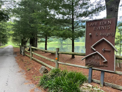 Event Venue «Lake Eden Events & Lodging», reviews and photos, 377 Lake Eden Rd, Black Mountain, NC 28711, USA