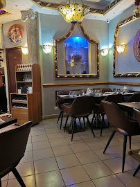 Atmosphère du Restaurant italien Pizzeria Villa Eva à Paris - n°10