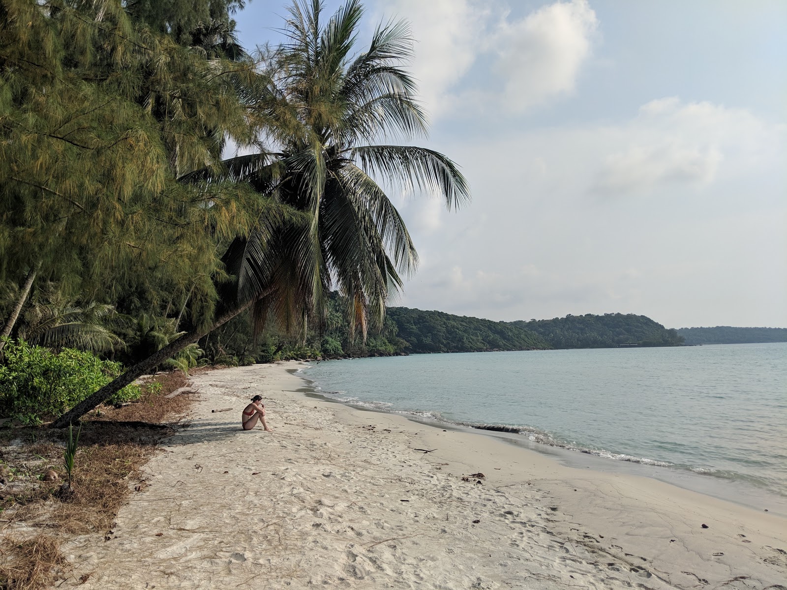 Foto di Nang Yai Beach con una superficie del sabbia fine e luminosa