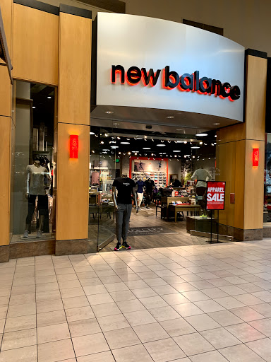 Shoe Store «New Balance Alderwood», reviews and photos, 3000 184th St SW #200, Lynnwood, WA 98037, USA