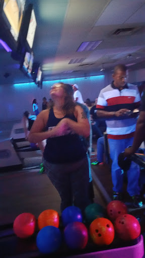 Bowling Alley «Diamond Strike Lanes & Sports Bar», reviews and photos, 2200 N Federal Hwy, Pompano Beach, FL 33062, USA