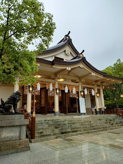 湊川神社 表神門