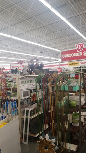 Home Improvement Store «Tractor Supply Co.», reviews and photos, 3400 Moody Pkwy, Moody, AL 35004, USA