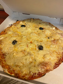 Plats et boissons du Pizzas à emporter La Tour De Pizz' Bagnols à Bagnols-sur-Cèze - n°2