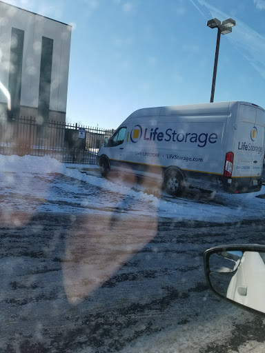 Self-Storage Facility «Life Storage», reviews and photos, 11525 184th Pl, Orland Park, IL 60467, USA
