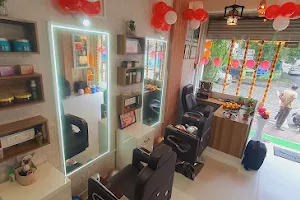 Saundarya Mantra Salon & Makeup Studio image
