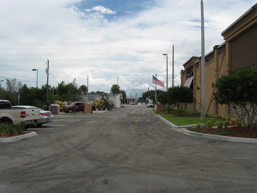 Liquor Store «ABC Fine Wine & Spirits», reviews and photos, 424 E Merritt Island Causeway, Merritt Island, FL 32952, USA