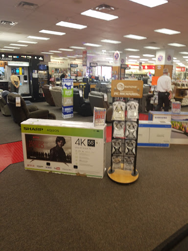 Appliance Store «P.C. Richard & Son», reviews and photos, 307 Sunrise Hwy, Rockville Centre, NY 11570, USA