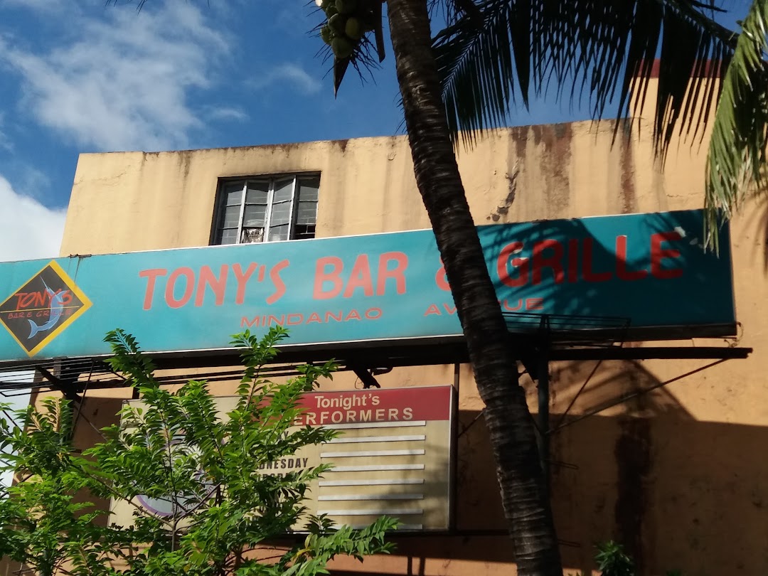 Tonys Bar & Grill