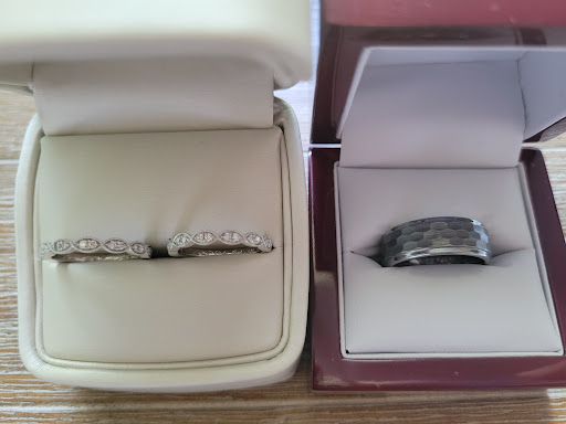 Ring Master Jewelers, 1990 Healy Dr, Winston-Salem, NC 27103, USA, 