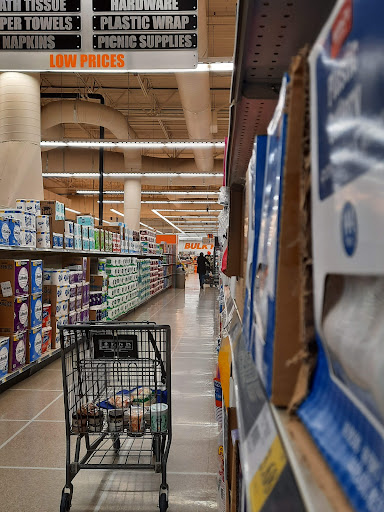 Shopping Mall «Timberhill Shopping Center», reviews and photos, 2359 NW Kings Blvd, Corvallis, OR 97330, USA