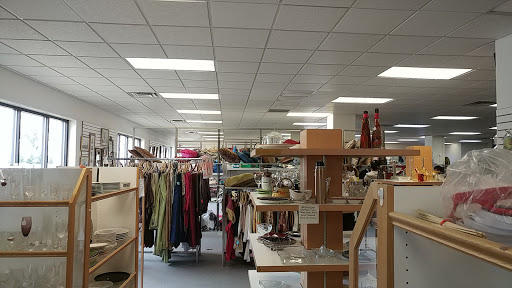 Thrift Store «Hendersonville Samaritan Thrift Store», reviews and photos