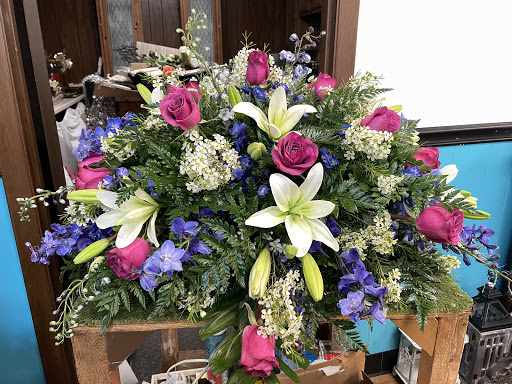 Florist «Creations By Tammy», reviews and photos, 817 Country Club Ln, Hopkinsville, KY 42240, USA