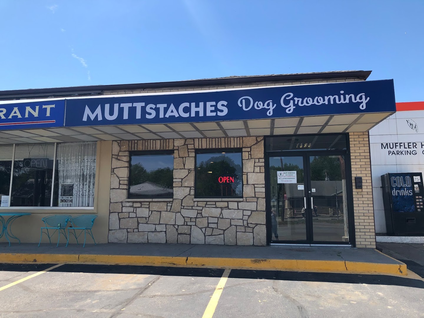 Muttstaches Dog Grooming
