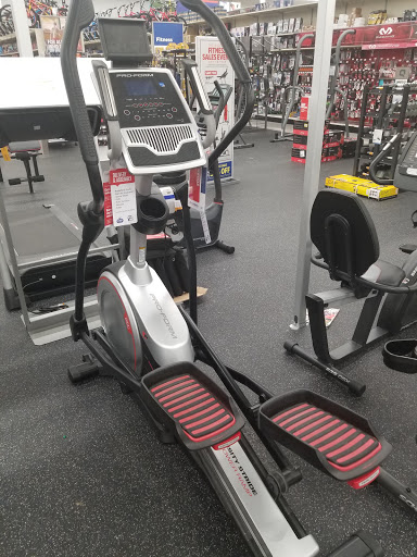 Sporting Goods Store «Academy Sports + Outdoors», reviews and photos, 4627 East Sam Houston Pkwy S, Pasadena, TX 77505, USA