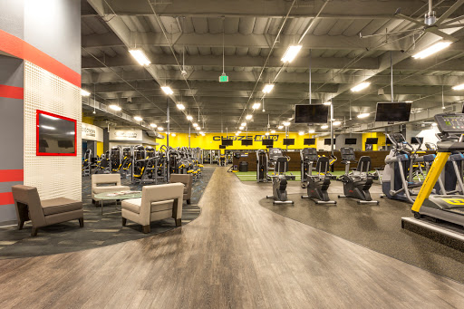 Gym «Chuze Fitness», reviews and photos, 1521 S Riverside Ave, Rialto, CA 92376, USA