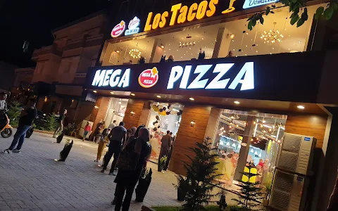 Mega pizza batna image