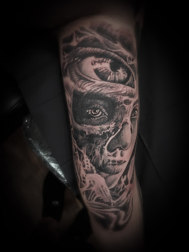 Explore alice in wonderland tattoo ideas, creative tattoo ideas in Sheridan, available at BlackbearInk Studio LLC