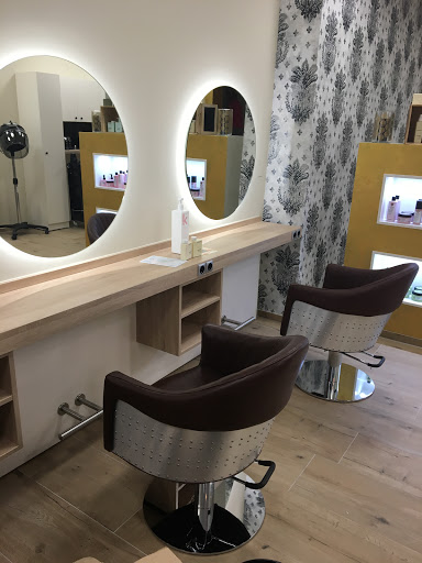 HAIREINSPAZIERT In Frohnleiten