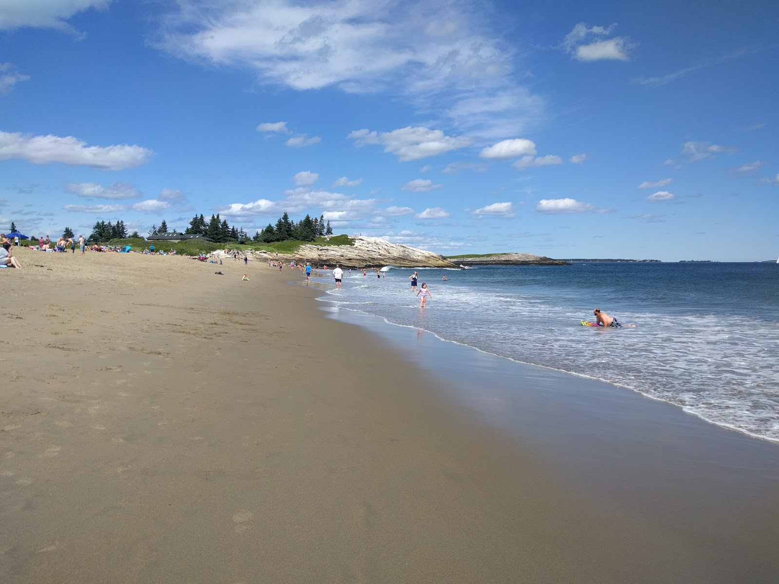 Photo de Mile beach avec l'eau cristalline de surface
