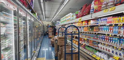 Grocery Store «C-Town Supermarkets», reviews and photos, 120 Clinton Ave, Newark, NJ 07114, USA