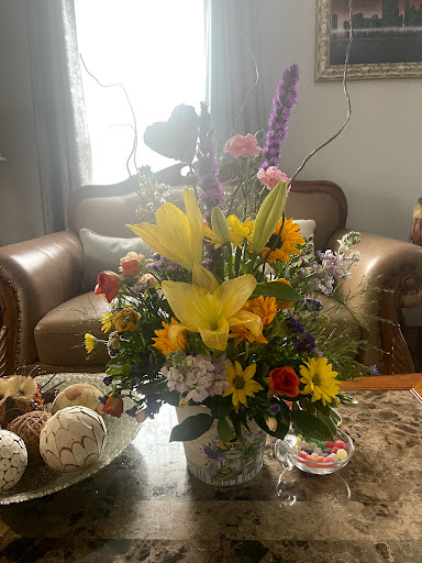 Florist «Kinsch Village Florist & Garden Center», reviews and photos, 301 Johnson St, Palatine, IL 60067, USA