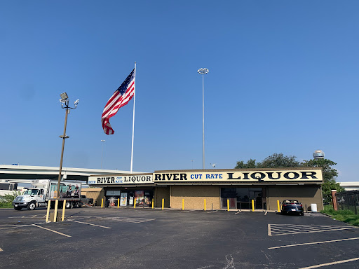 Liquor Store «River Cut Rate Liquor», reviews and photos, 327 Cadiz St, Dallas, TX 75207, USA