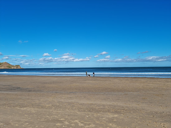 Cayton bay beach