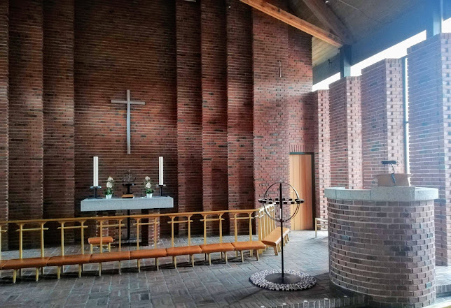 Anmeldelser af Hundige Kirke i Taastrup - Kirke