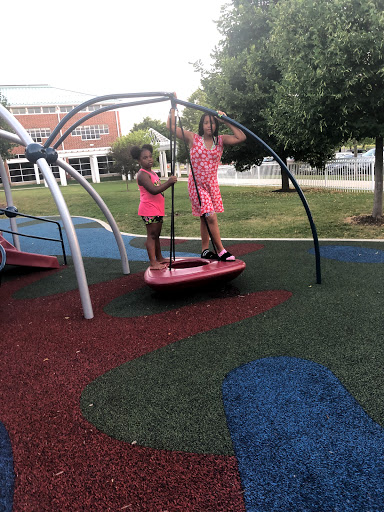 Community Center «Eola Community Center», reviews and photos, 555 S Eola Rd, Aurora, IL 60504, USA