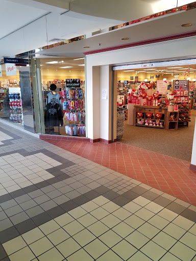 Shopping Mall «Town & Country Shopping Center», reviews and photos, 300 E Stroop Rd, Dayton, OH 45429, USA