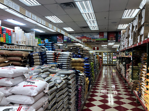 Indian Grocery Store «Subzi Mandi», reviews and photos, 1518 Oak Tree Road B, Iselin, NJ 08830, USA