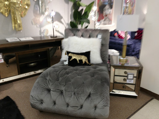 Furniture Store «Value City Furniture», reviews and photos, 800 Thruway Plaza Dr, Cheektowaga, NY 14225, USA