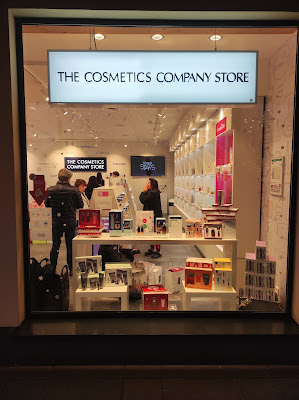 The Cosmetics Company Store Estee Lauder à Roppenheim