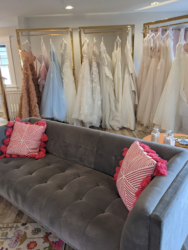 Bridal Shop «OffWhite by Bridal Expressions», reviews and photos, 10489 State St, Sandy, UT 84070, USA