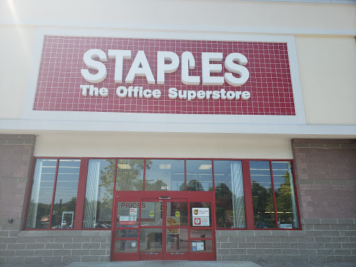 Office Supply Store «Staples», reviews and photos, 3675 Marketplace Blvd, East Point, GA 30344, USA