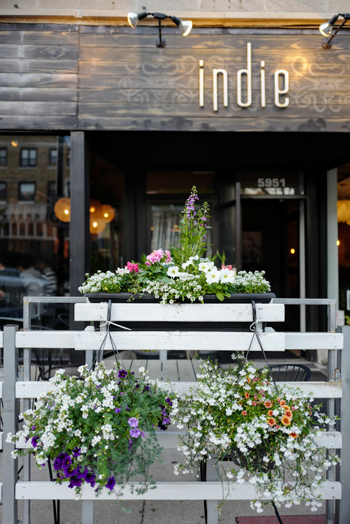 Indie Cafe Sushi + Thai 60660