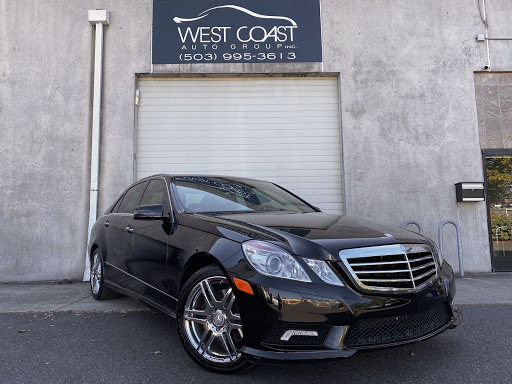 Used Car Dealer «West Coast Auto Group», reviews and photos, 231 NE 10th Ave, Portland, OR 97232, USA