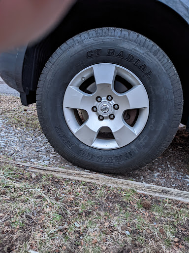 Tire Shop «Mavis Discount Tire», reviews and photos, 301 E Millstream Rd, Cream Ridge, NJ 08514, USA