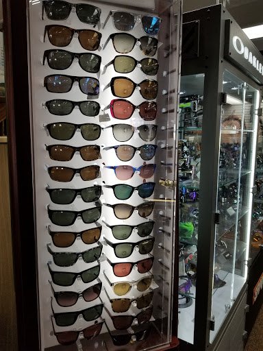 Outdoor Sports Store «Redding Sports Ltd», reviews and photos, 950 Hilltop Dr, Redding, CA 96003, USA