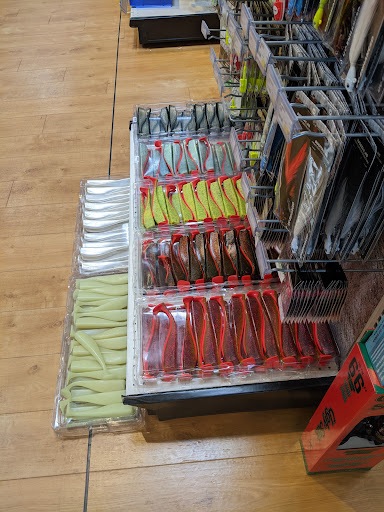 Marine Supply Store «West Marine», reviews and photos, 2460 17th Ave, Santa Cruz, CA 95062, USA