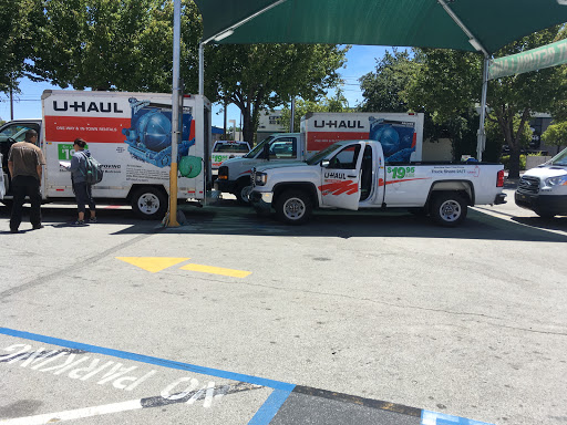 Truck Rental Agency «U-Haul Moving & Storage of Redwood City», reviews and photos, 2200 El Camino Real, Redwood City, CA 94063, USA