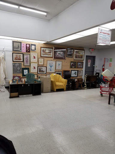 Thrift Store «CommunityAid Thrift Store & Donation Center», reviews and photos, 4833 Carlisle Pike, Mechanicsburg, PA 17050, USA