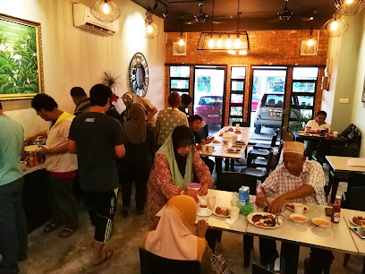 Yasmalina Restaurant - No 231 Kpg Pintu Malim, Jln Kota Batu, Bandar Seri Begawan, Brunei