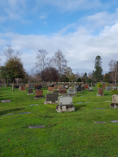 Funeral Home «Rose City Cemetery», reviews and photos, 5625 NE Fremont St, Portland, OR 97213, USA