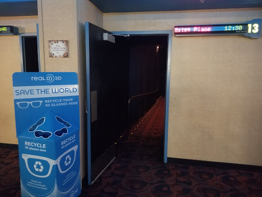 Movie Theater «Regal Cinemas Hollywood 14 - Topeka», reviews and photos, 6200 SW 6th Ave, Topeka, KS 66615, USA