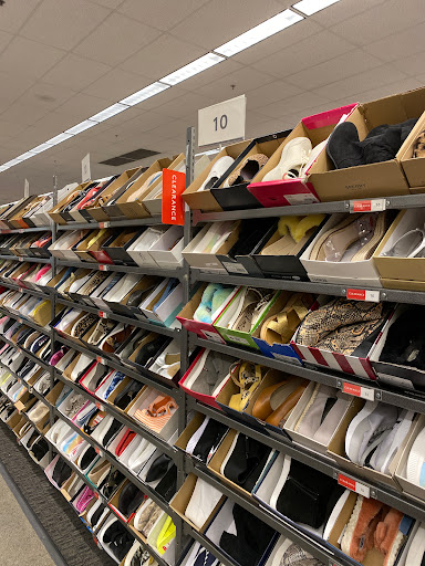 Department Store «Nordstrom Rack Brea Union Plaza», reviews and photos, 2345 E Imperial Hwy, Brea, CA 92821, USA